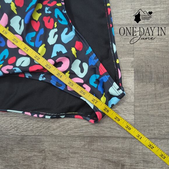 Aimage Ring Back One Piece Swimsuit Size XL - Picture 6 of 7